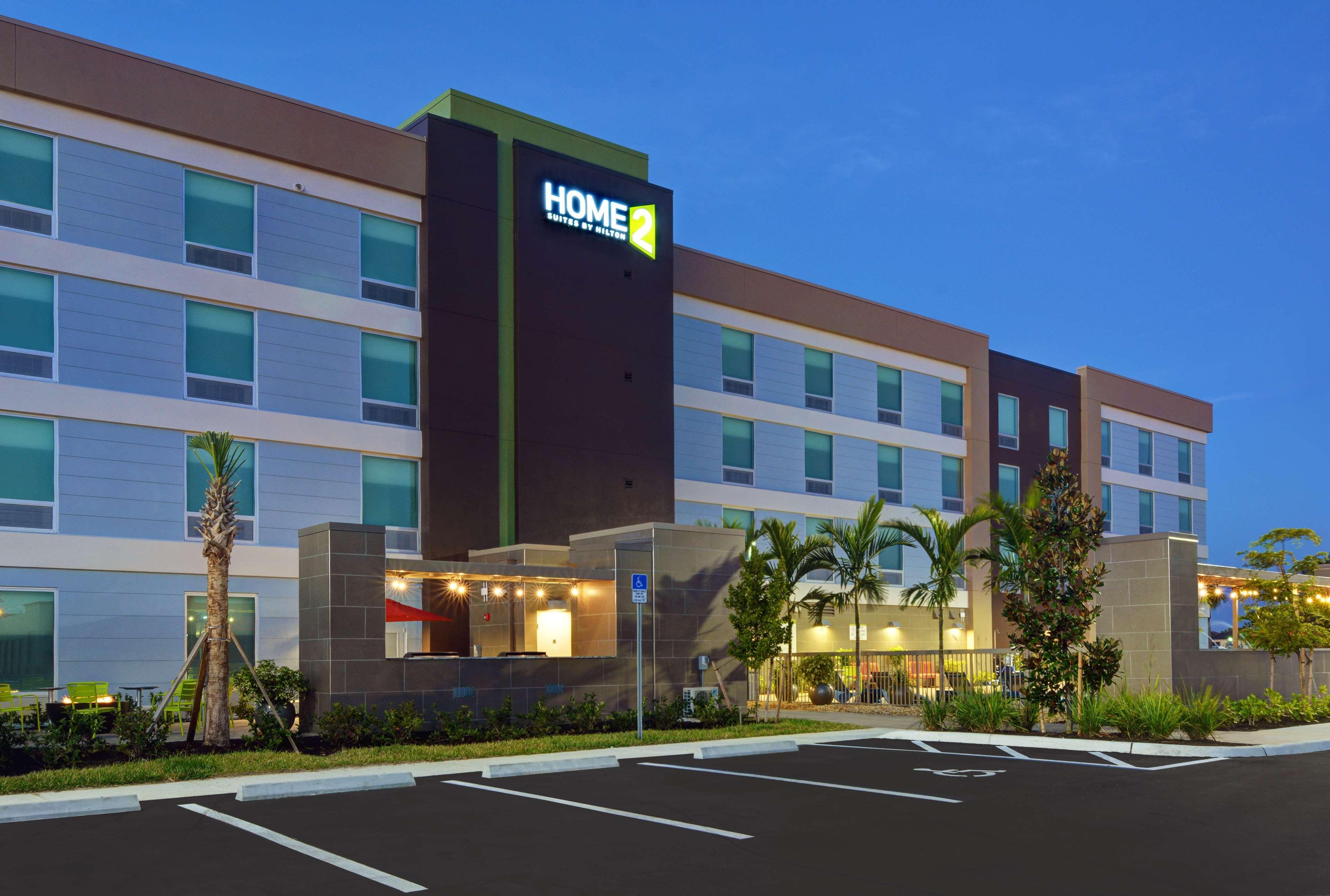 Home2 Suites By Hilton Fort Myers Colonial Blvd Kültér fotó